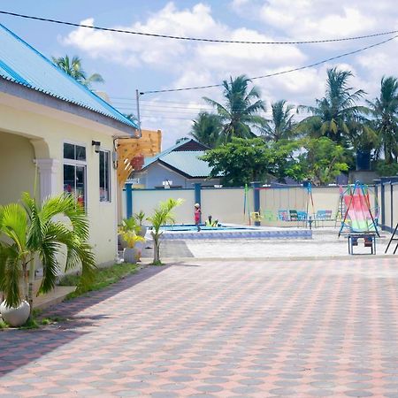 Chibuba Airport Accommodation Daressalam Exterior foto