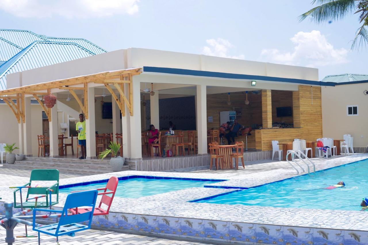 Chibuba Airport Accommodation Daressalam Exterior foto