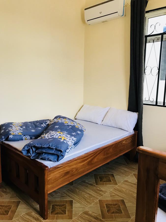 Chibuba Airport Accommodation Daressalam Exterior foto