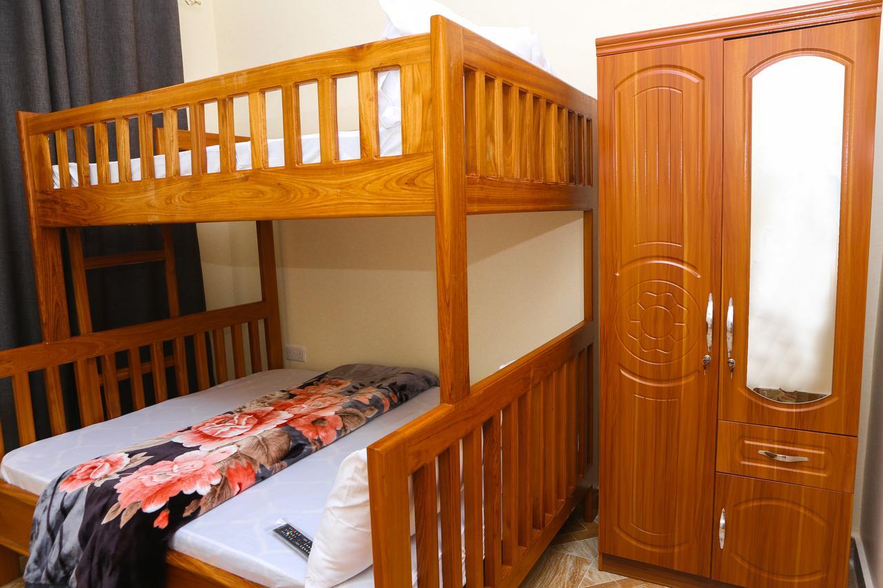 Chibuba Airport Accommodation Daressalam Exterior foto