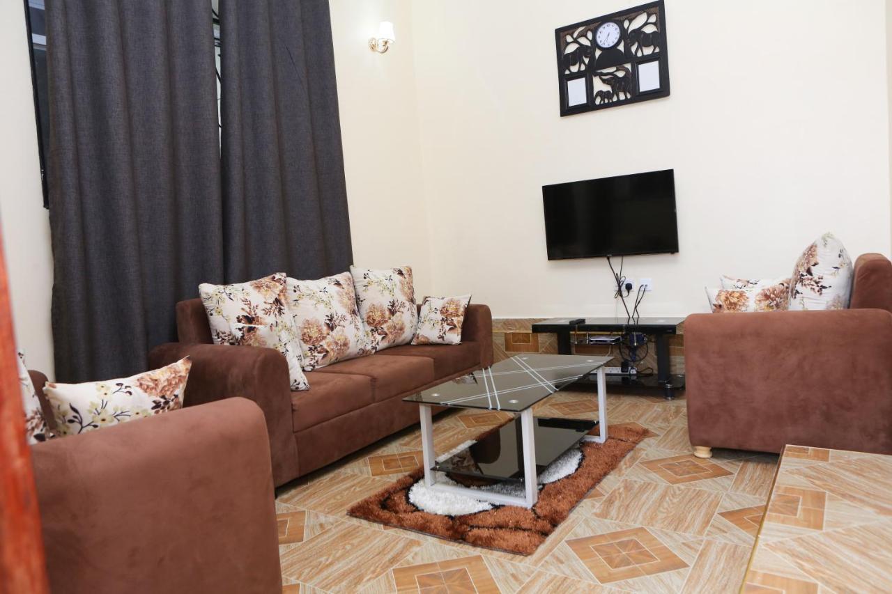Chibuba Airport Accommodation Daressalam Exterior foto