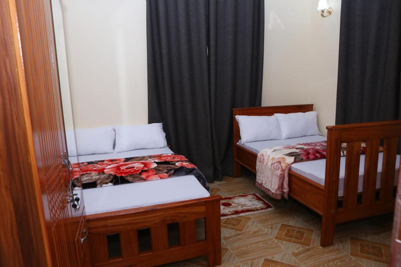 Chibuba Airport Accommodation Daressalam Exterior foto
