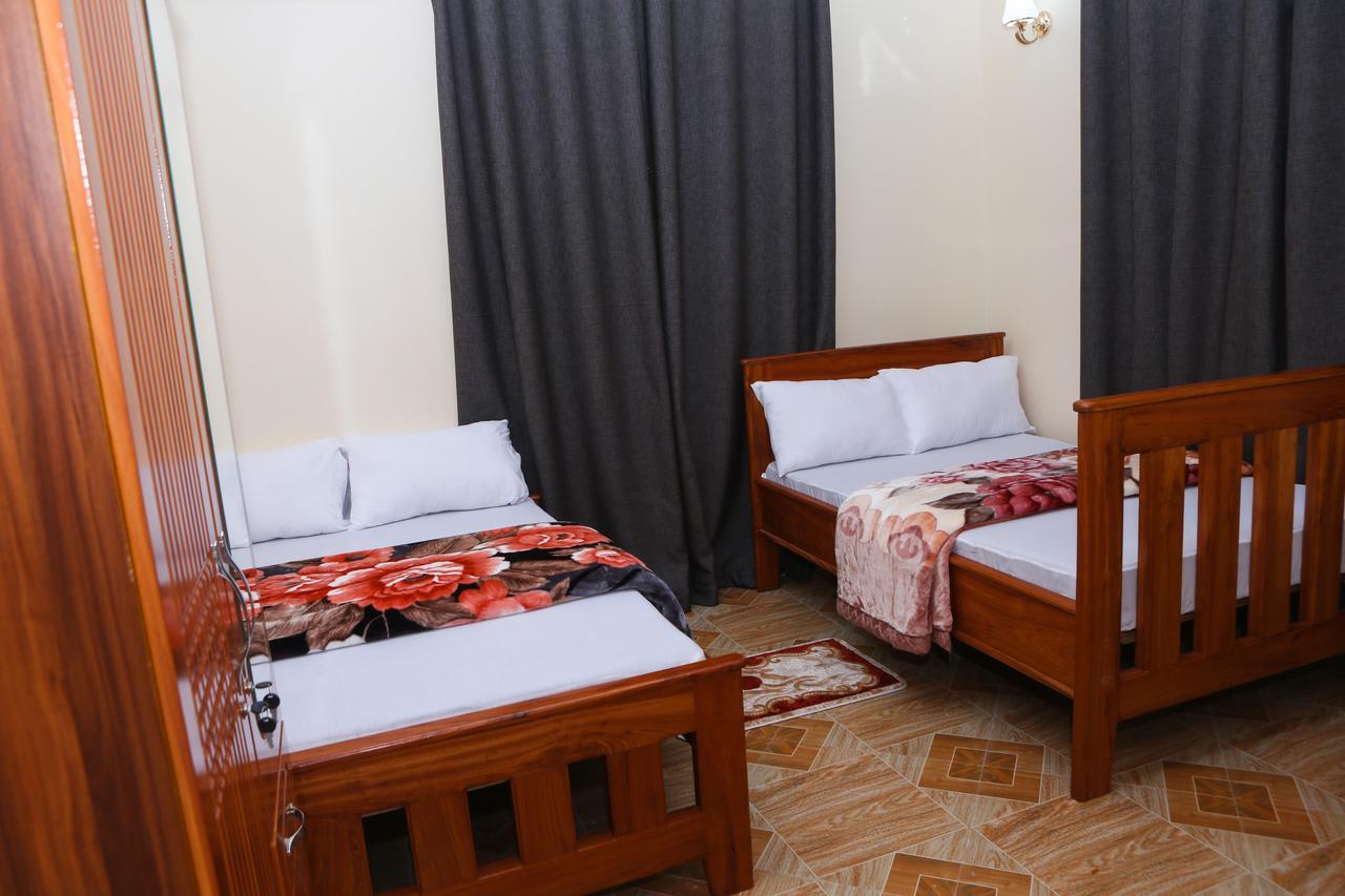 Chibuba Airport Accommodation Daressalam Exterior foto