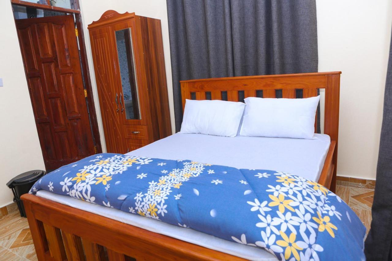 Chibuba Airport Accommodation Daressalam Exterior foto
